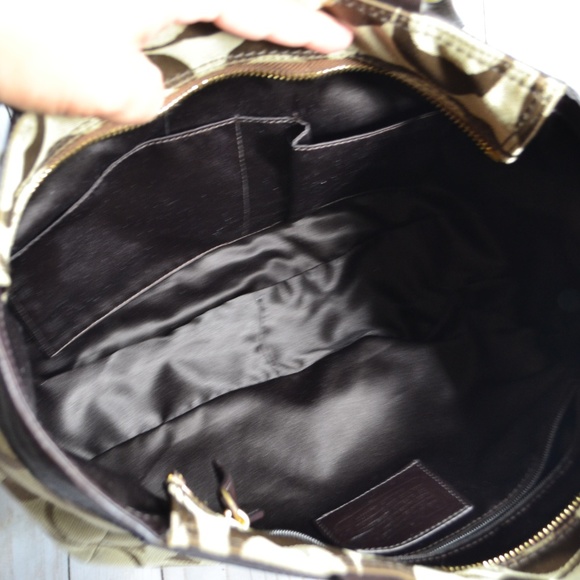 COACH Leather Medium Studded Bucket Bag F15240 - Picture 6 of 7